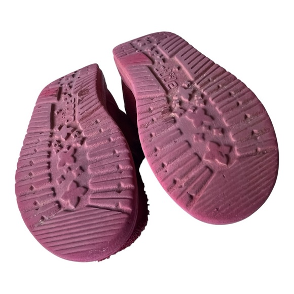 Hey Dude Slip On Shoes, Youth size 3 - Picture 9 of 9